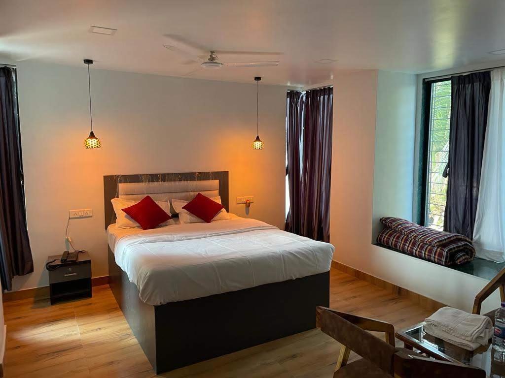Bliss Rooms Alībāg Εξωτερικό φωτογραφία